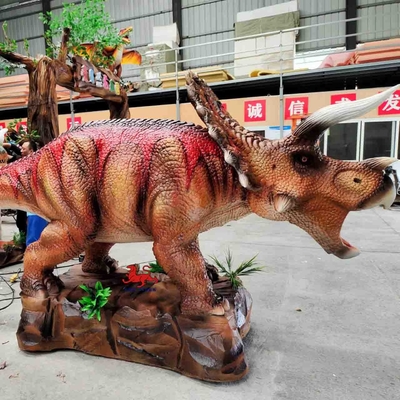 Jurassic World Dinozor Gerçekçi Animatronik Dinozor Eğlence Parkı Tema Parkı Triceratops Modeli