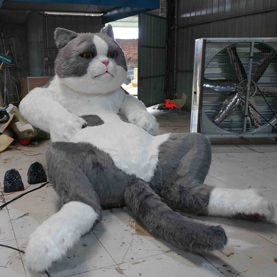 В натуральную величину реалистический аниматронный кот размера животных 200В изготовленный на заказ взаимодействующий говорящий