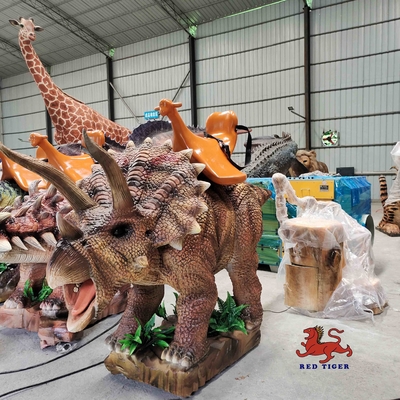 Προσαρμοσμένο μέγεθος για εσωτερικούς χώρους Animatronic Triceratops Ride On Dinosaur