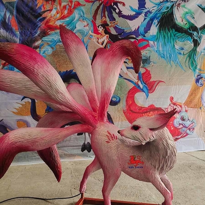 Fox munito Handcrafted elettronico dell'animale nove cinesi realistici di mitologia delle creature