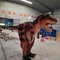 Control manual de la edad adulta del traje del dinosaurio realista de Carnotaurus para el funcionamiento